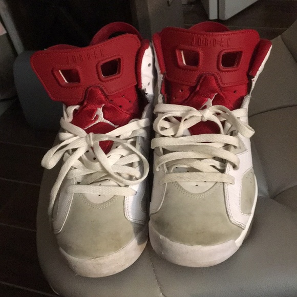 Jordan’s 6 - Picture 3 of 5